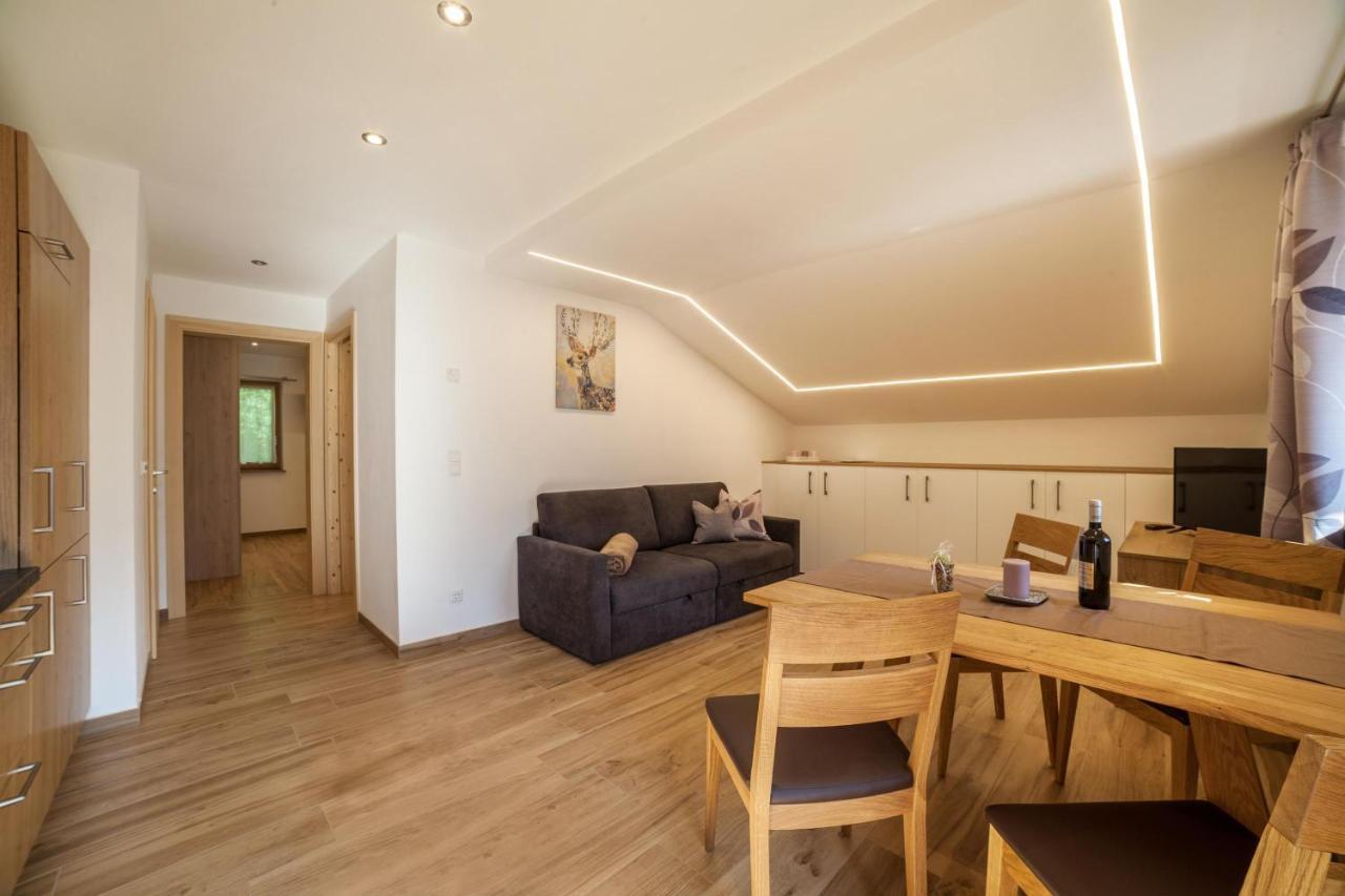 Innergasserhof Ferienwohnung Enzian St. Martin in Passeier Exterior foto