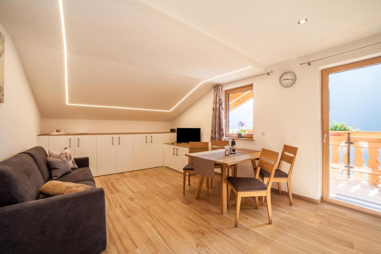 Innergasserhof Ferienwohnung Enzian St. Martin in Passeier Exterior foto