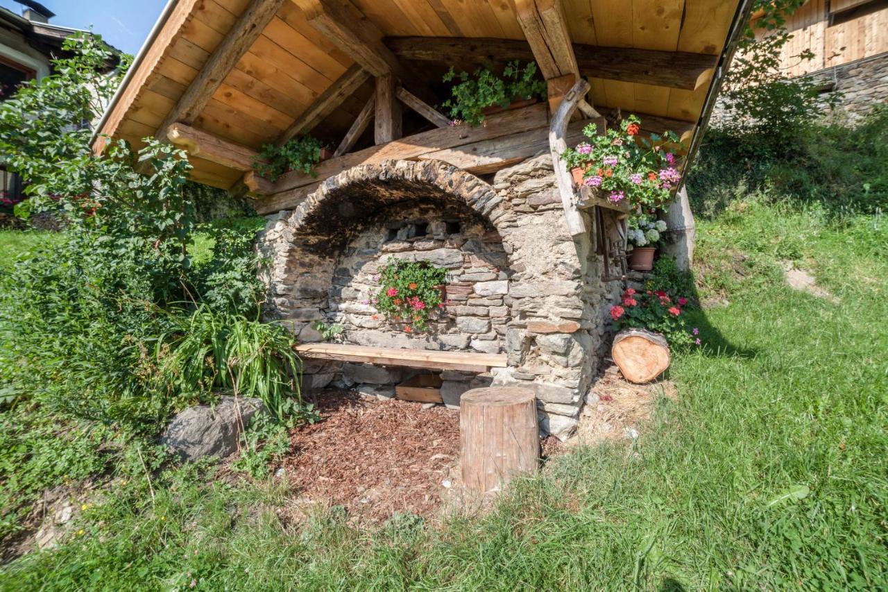 Innergasserhof Ferienwohnung Enzian St. Martin in Passeier Exterior foto