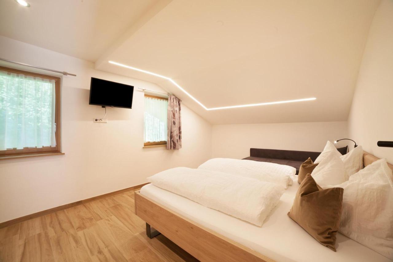 Innergasserhof Ferienwohnung Enzian St. Martin in Passeier Exterior foto